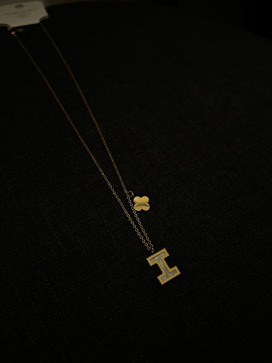 H signature neckless